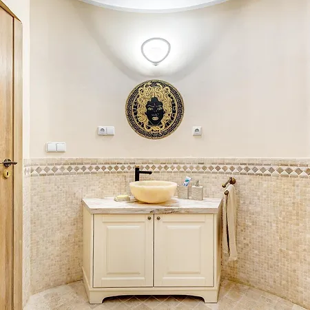 Old Town Private With Sauna & Parking *